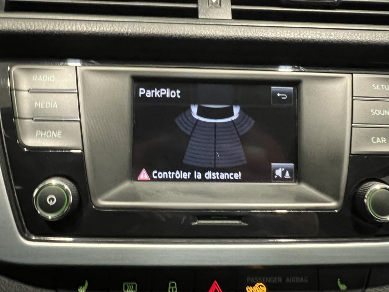 Photo 10 de l'offre de SKODA FABIA Combi 1.4 TDI 105 CR FAP Greentec Style à 10990€ chez VL Auto