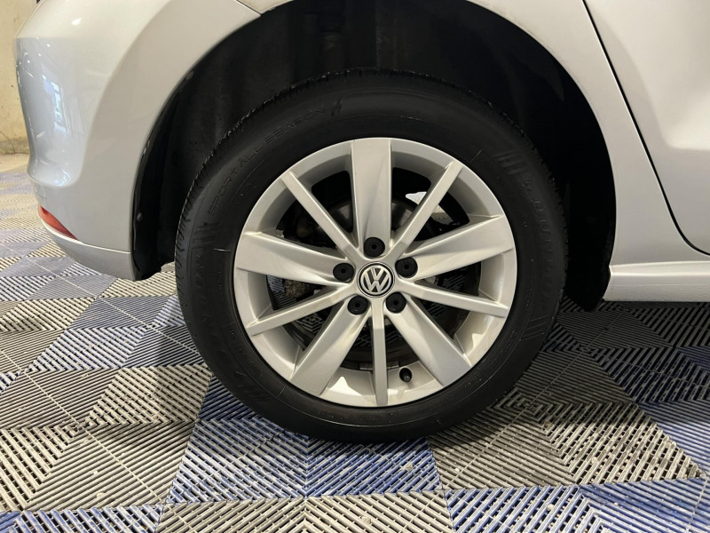 Photo 15 de l'offre de VOLKSWAGEN POLO 1.0  110 DSG7 Carat à 12490€ chez VL Auto