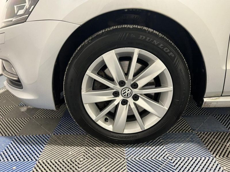 Photo 17 de l'offre de VOLKSWAGEN POLO 1.0  110 DSG7 Carat à 12490€ chez VL Auto