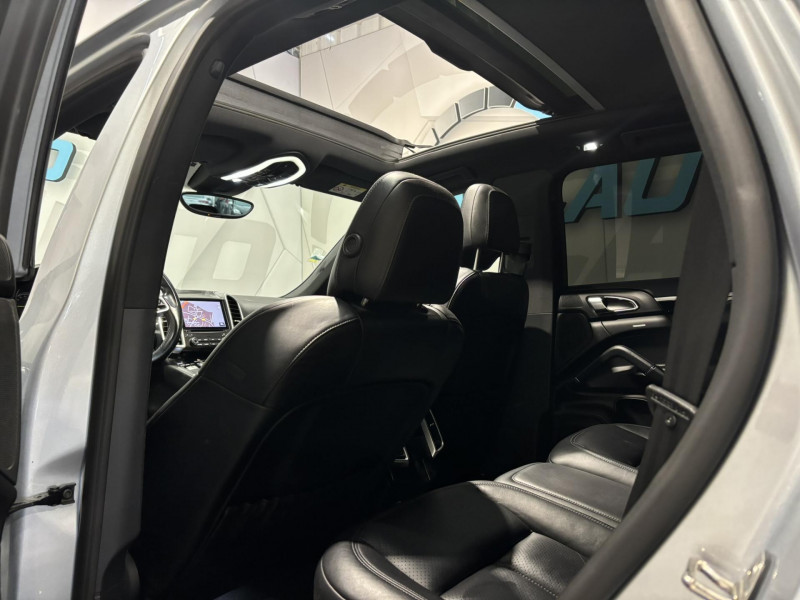 Photo 13 de l'offre de PORSCHE CAYENNE E-Hybrid V6 416 - BVA + options  à 35990€ chez VL Auto