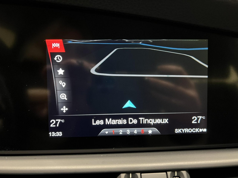 Photo 12 de l'offre de ALFA ROMEO GIULIA 2.0 TB 280 ch AT8 Q4 Veloce à 24990€ chez VL Auto
