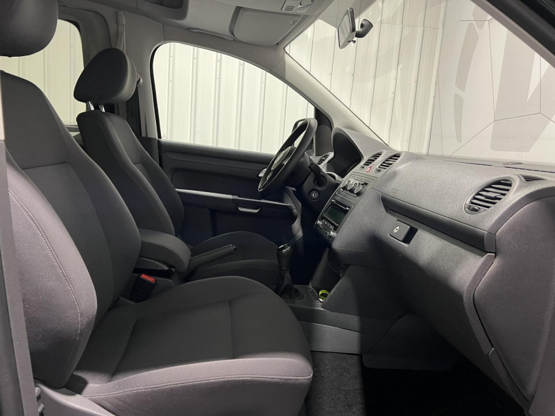 Photo 11 de l'offre de VOLKSWAGEN Caddy Maxi 1.2 TSI 105 Trendline à 15490€ chez VL Auto