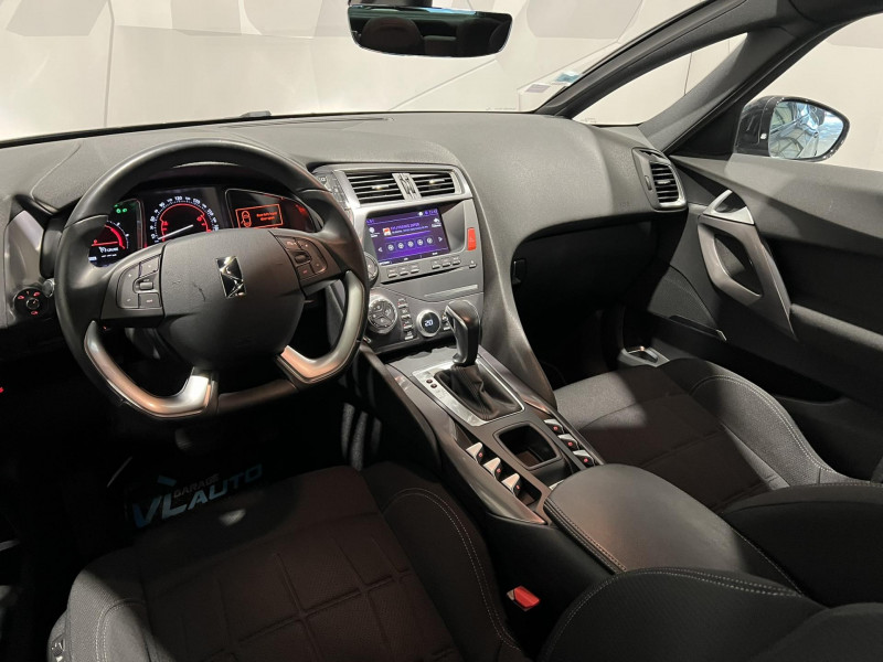 Photo 10 de l'offre de DS DS5  BlueHDi 180 S&S EAT6 Be Chic à 12990€ chez VL Auto
