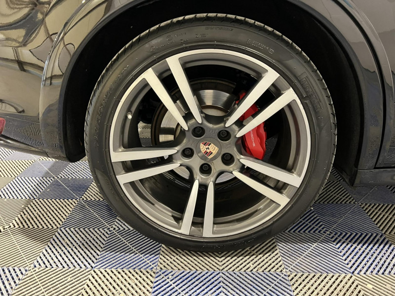 Photo 15 de l'offre de PORSCHE CAYENNE 4.8 V8 GTS Tiptronic S à 33990€ chez VL Auto