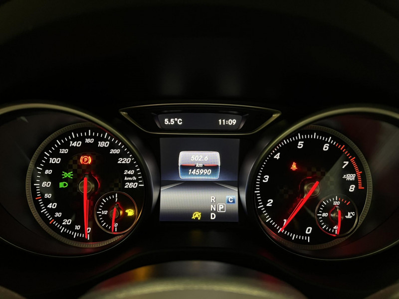 Photo 9 de l'offre de MERCEDES-BENZ CLASSE A 250 7G-DCT Fascination à 18490€ chez VL Auto
