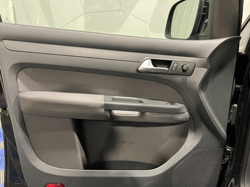 Photo 14 de l'offre de VOLKSWAGEN Caddy Maxi 1.2 TSI 105 Trendline à 15490€ chez VL Auto