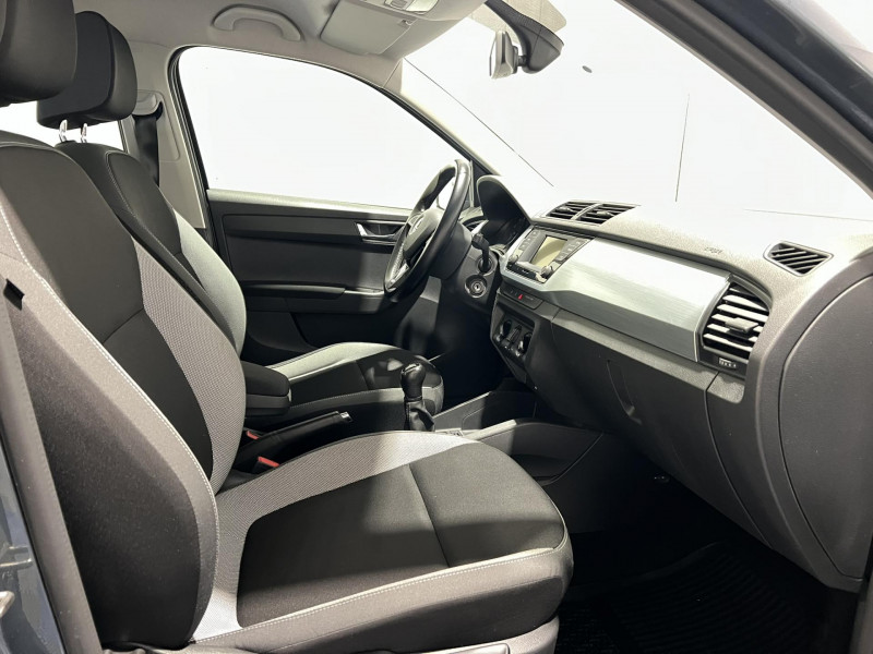 Photo 11 de l'offre de SKODA FABIA COMBI 1.2 TSI 90 ch Greentec Ambition à 8490€ chez VL Auto