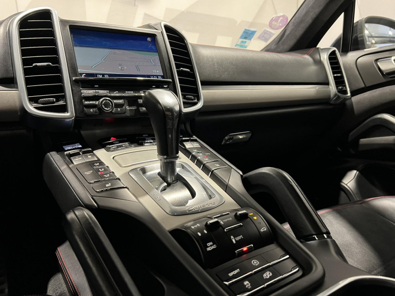 Photo 14 de l'offre de PORSCHE CAYENNE 4.8 V8 GTS Tiptronic S à 33990€ chez VL Auto