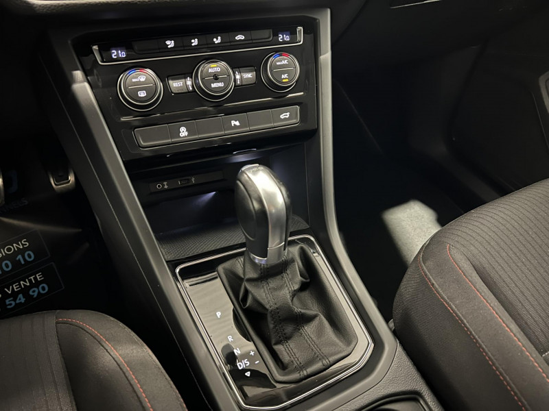 Photo 12 de l'offre de VOLKSWAGEN TOURAN 1.4 TSI 150 BMT DSG7 5pl Sound à 14990€ chez VL Auto