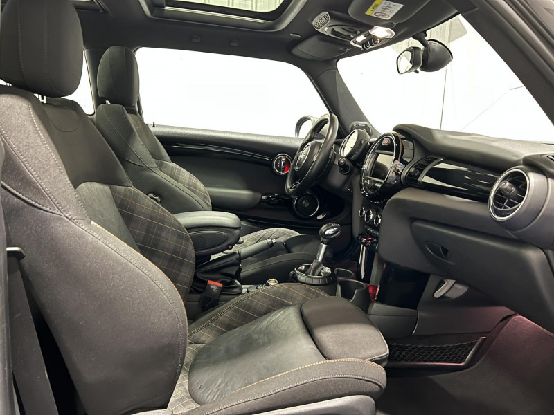 Photo 11 de l'offre de MINI MINI 3 Portes Cooper SD 170 ch BVA6 à 14490€ chez VL Auto