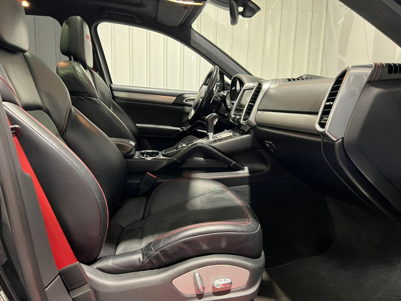 Photo 10 de l'offre de PORSCHE CAYENNE 4.8 V8 GTS Tiptronic S à 33990€ chez VL Auto