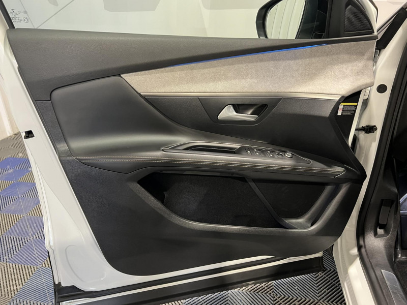 Photo 20 de l'offre de PEUGEOT 3008  BlueHDi 130ch S&S BVM6 GT à 21490€ chez VL Auto