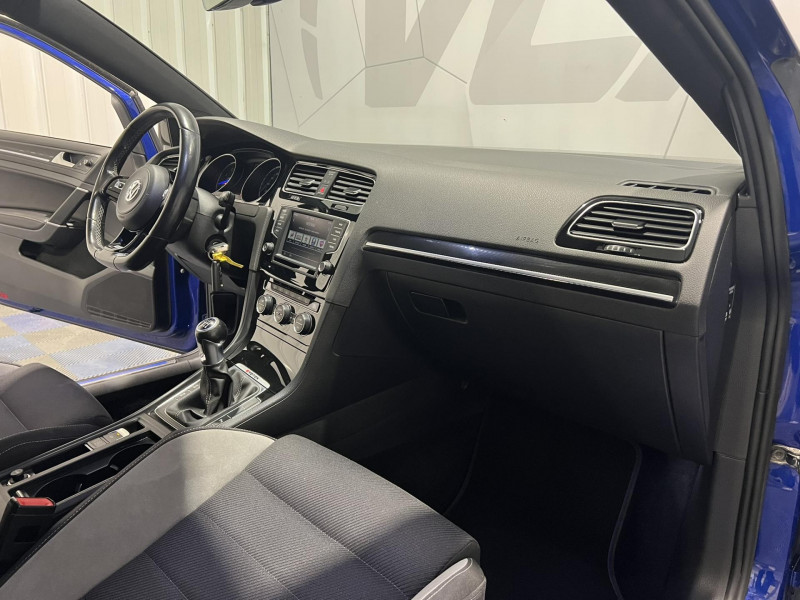 Photo 8 de l'offre de VOLKSWAGEN GOLF 2.0 TSI 300 BlueMotion Technology 4Motion R à 22990€ chez VL Auto