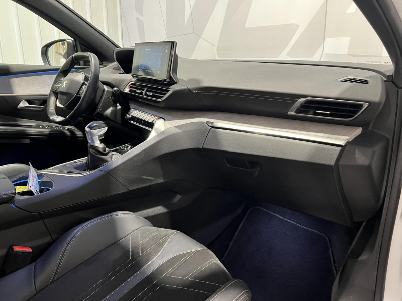 Photo 8 de l'offre de PEUGEOT 3008  BlueHDi 130ch S&S BVM6 GT à 21490€ chez VL Auto