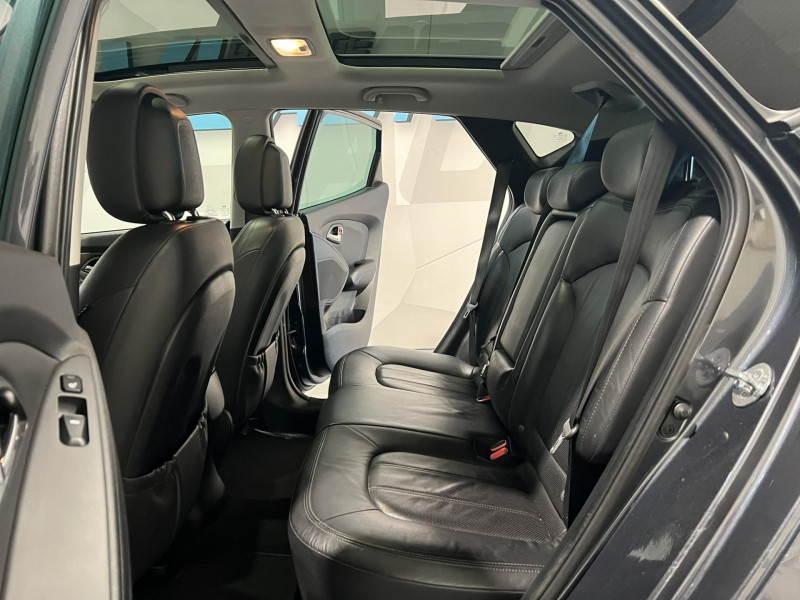 Photo 8 de l'offre de HYUNDAI ix35  2.0 CRDi 136 4WD Pack Premium à 9990€ chez VL Auto