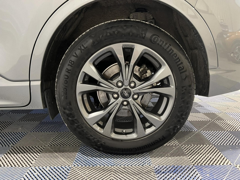 Photo 20 de l'offre de FORD KUGA 2.5 Duratec 190 ch FHEV e-CVT ST-Line Flexfuel à 23490€ chez VL Auto