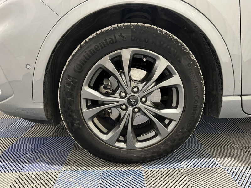 Photo 19 de l'offre de FORD KUGA 2.5 Duratec 190 ch FHEV e-CVT ST-Line Flexfuel à 23490€ chez VL Auto