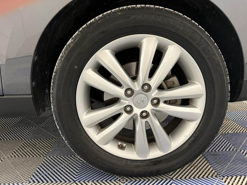 Photo 18 de l'offre de HYUNDAI ix35  2.0 CRDi 136 4WD Pack Premium à 9990€ chez VL Auto