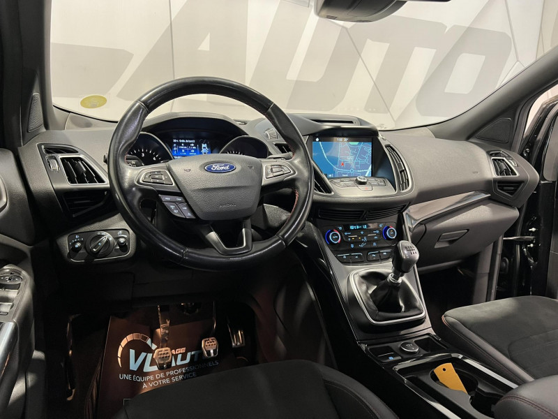 Photo 14 de l'offre de FORD KUGA 2.0 TDCi 150 S&S 4x2 BVM6 ST-Line à 16490€ chez VL Auto