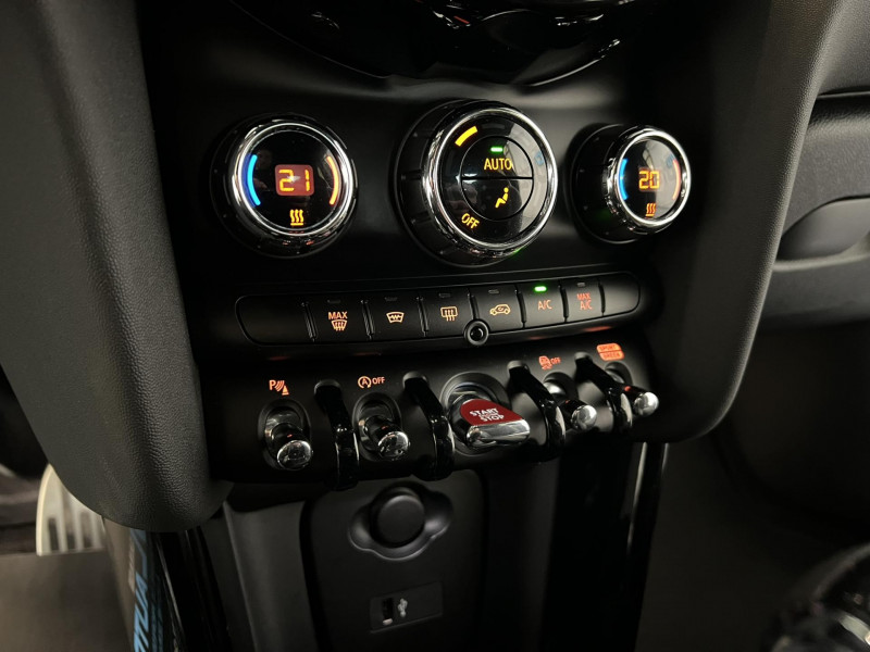 Photo 22 de l'offre de MINI MINI 3 Portes Cooper 136 ch DKG7 Finition John Cooper Works à 23990€ chez VL Auto