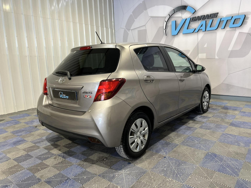 Photo 5 de l'offre de TOYOTA YARIS 100 VVT-i Lounge à 9490€ chez VL Auto
