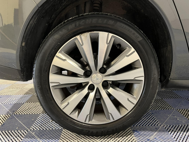 Photo 15 de l'offre de PEUGEOT 3008  1.6 BlueHDi 115ch S&S BVM6 Style à 10990€ chez VL Auto