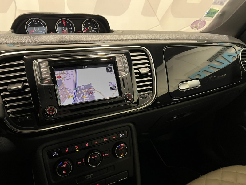 Photo 15 de l'offre de VOLKSWAGEN COCCINELLE Cabriolet 1.4 TSI 150 BMT Couture DSG7 à 15990€ chez VL Auto