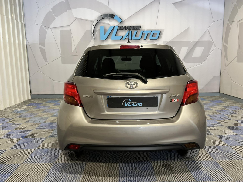 Photo 4 de l'offre de TOYOTA YARIS 100 VVT-i Lounge à 9490€ chez VL Auto