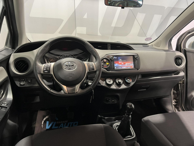 Photo 16 de l'offre de TOYOTA YARIS 100 VVT-i Lounge à 9490€ chez VL Auto