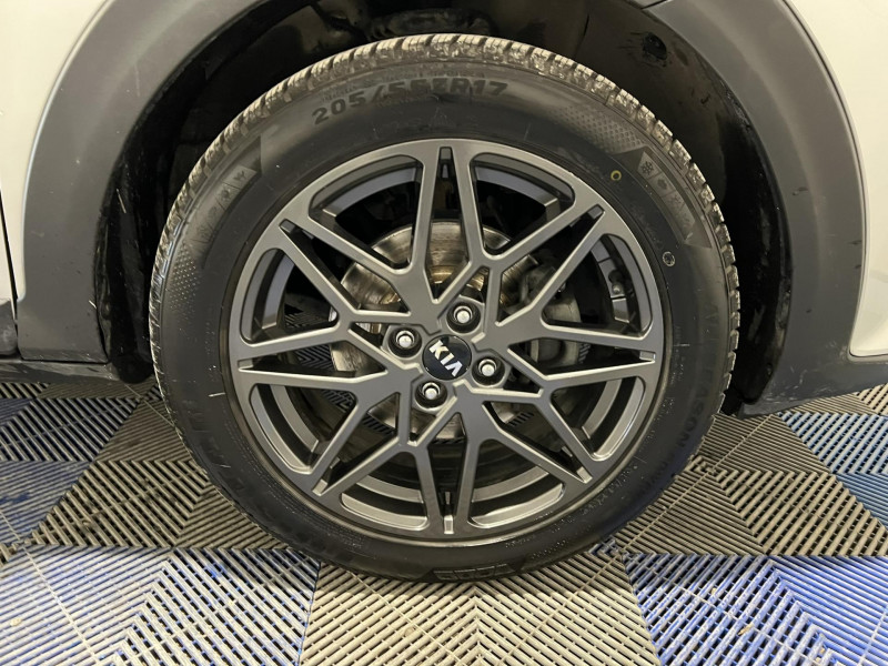 Photo 17 de l'offre de KIA STONIC 1.6 CRDi 115 ch ISG BVM6 Design à 15490€ chez VL Auto