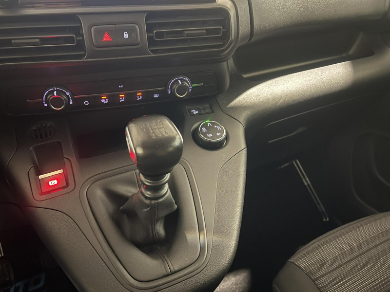 Photo 14 de l'offre de OPEL COMBO LIFE 1.5 Diesel 130 ch Start/Stop Edition à 16990€ chez VL Auto