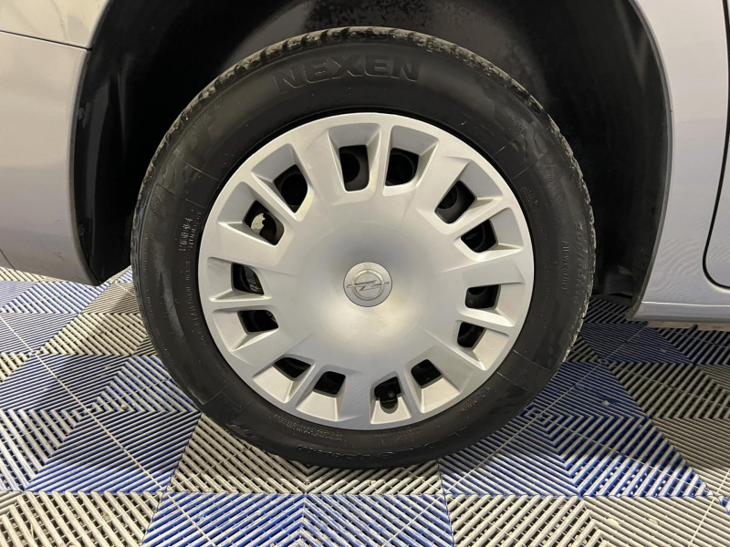 Photo 16 de l'offre de OPEL COMBO LIFE 1.5 Diesel 130 ch Start/Stop Edition à 16990€ chez VL Auto