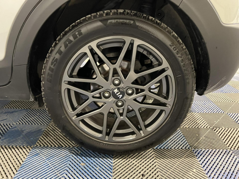 Photo 19 de l'offre de KIA STONIC 1.6 CRDi 115 ch ISG BVM6 Design à 15490€ chez VL Auto