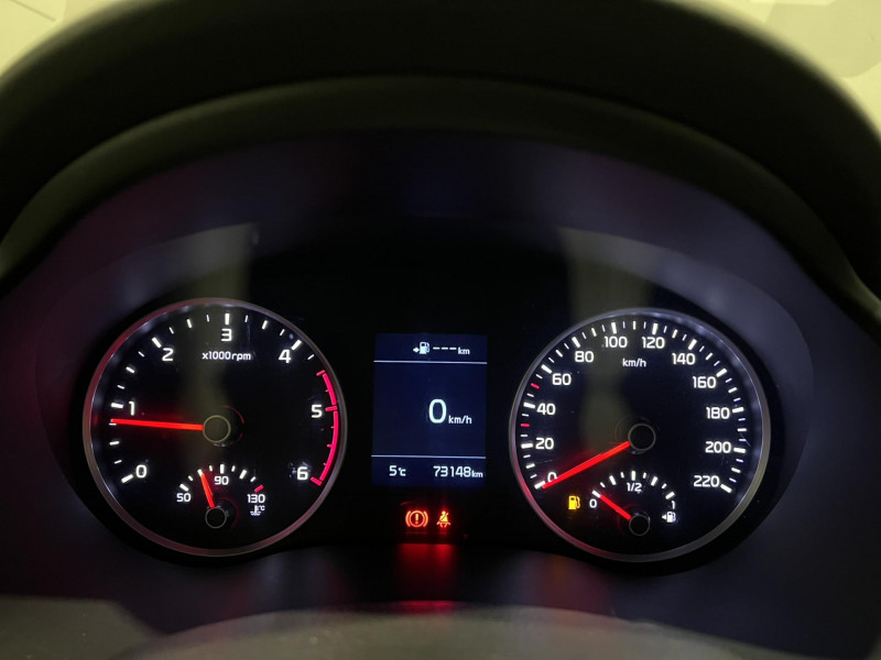 Photo 9 de l'offre de KIA STONIC 1.6 CRDi 115 ch ISG BVM6 Design à 15490€ chez VL Auto