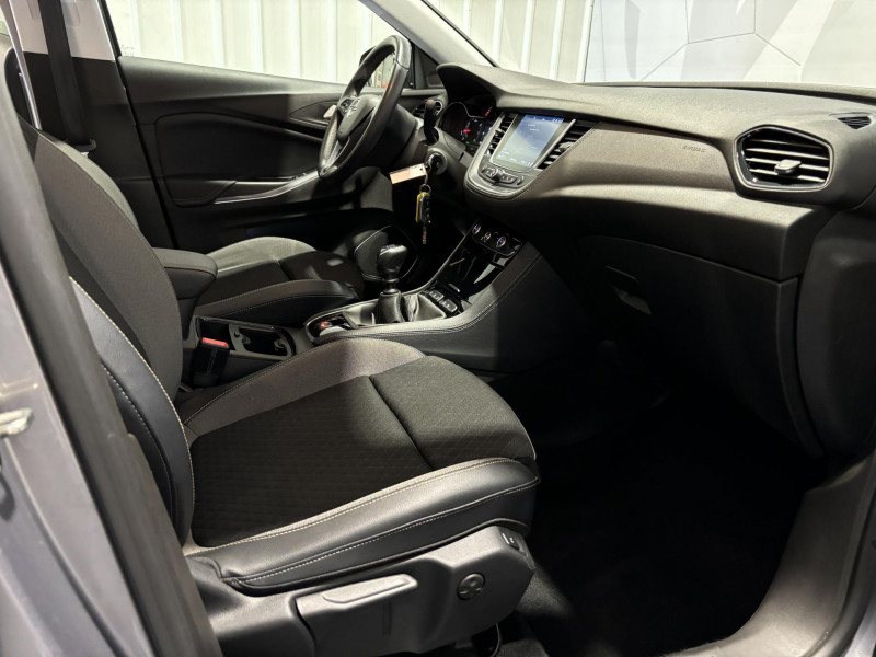 Photo 13 de l'offre de OPEL GRANDLAND X 1.2 Turbo 130 ch Edition à 11490€ chez VL Auto