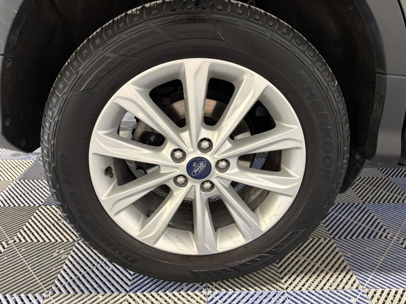 Photo 15 de l'offre de FORD KUGA 1.5 EcoBoost 150 S&S 4x2 BVM6 Titanium à 14490€ chez VL Auto