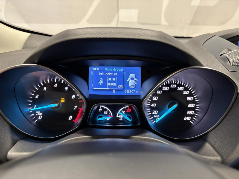 Photo 10 de l'offre de FORD KUGA 1.5 EcoBoost 150 S&S 4x2 BVM6 Titanium à 14490€ chez VL Auto