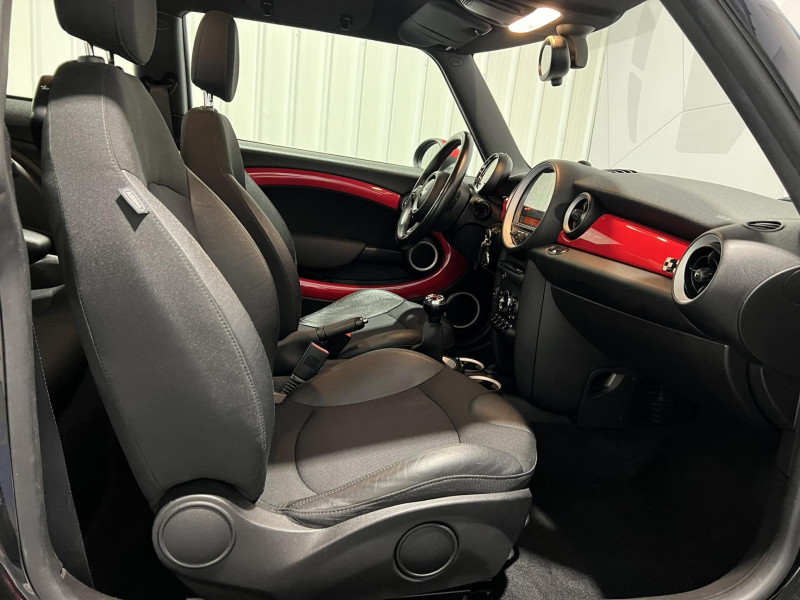 Photo 13 de l'offre de MINI MINI 211 ch John Cooper Works à 12490€ chez VL Auto