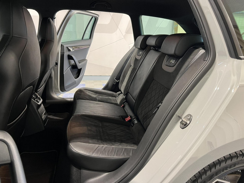 Photo 9 de l'offre de SKODA OCTAVIA COMBI 2.0 TSI 245 ch DSG7 RS à 22990€ chez VL Auto