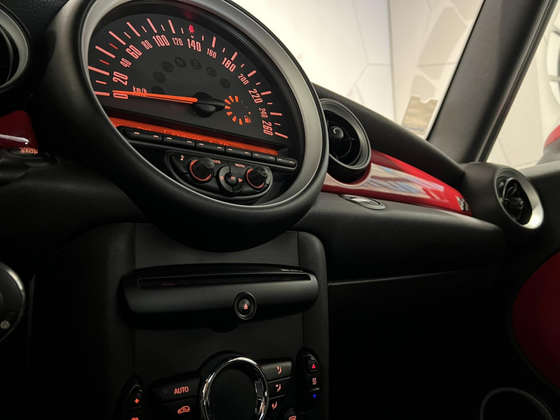Photo 10 de l'offre de MINI MINI 211 ch John Cooper Works à 12490€ chez VL Auto