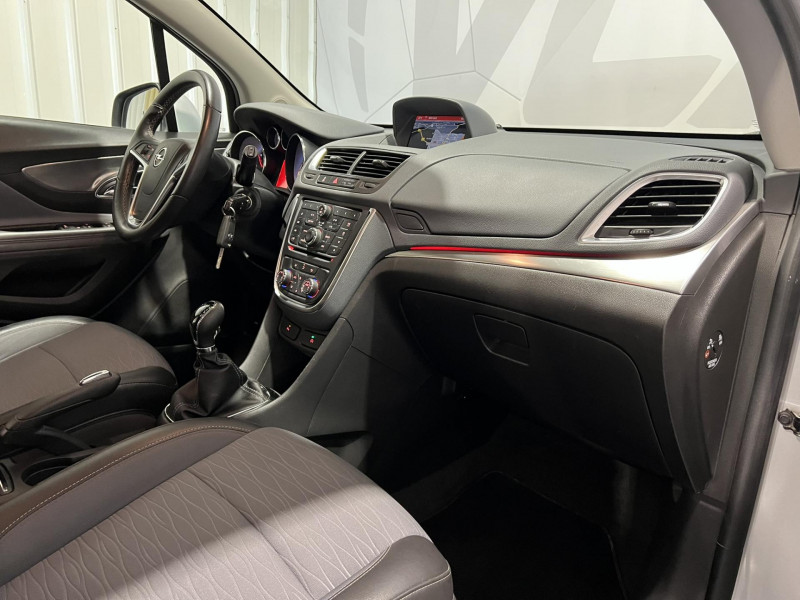 Photo 8 de l'offre de OPEL MOKKA 1.6 CDTI - 136 ch FAP 4x2 ecoFLEX Start&Stop Cosmo à 9990€ chez VL Auto