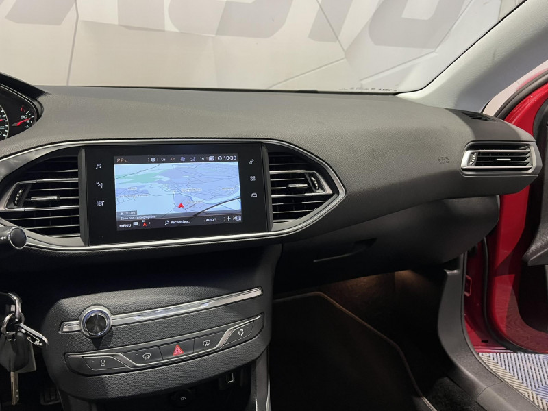 Photo 12 de l'offre de PEUGEOT 308 SW  BlueHDi 130ch S&S BVM6 Allure à 13490€ chez VL Auto