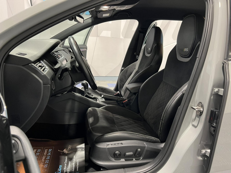 Photo 6 de l'offre de SKODA OCTAVIA COMBI 2.0 TSI 245 ch DSG7 RS à 22990€ chez VL Auto