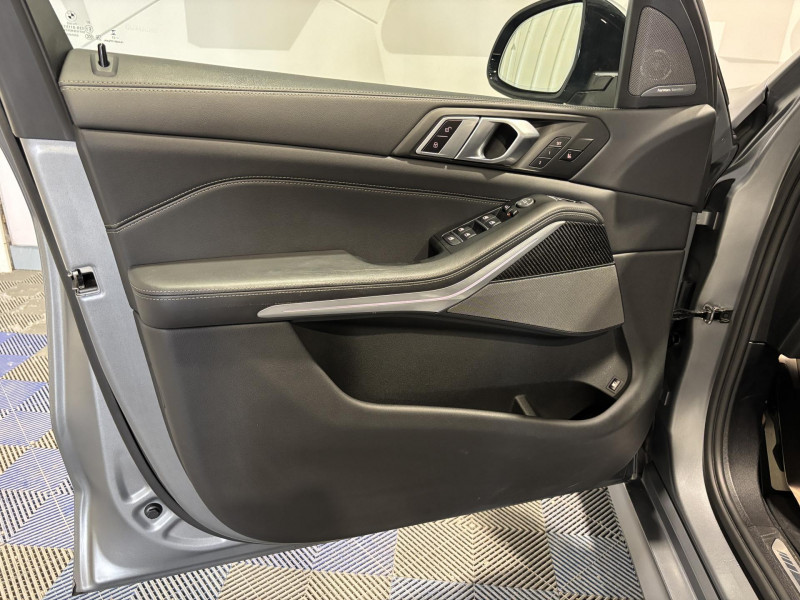 Photo 22 de l'offre de BMW X5 xDrive50e 489 ch BVA8 G05 LCI M Sport à 79990€ chez VL Auto