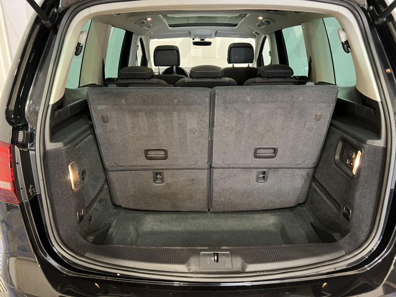 Photo 11 de l'offre de VOLKSWAGEN SHARAN 2.0 TDI 150 BlueMotion Technology Confortline 7 Places à 23990€ chez VL Auto