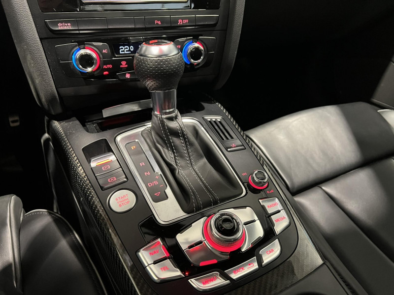 Photo 14 de l'offre de AUDI RS5  V8 4.2 FSi 450 Quattro S Tronic 7 à 38990€ chez VL Auto
