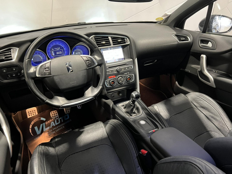 Photo 10 de l'offre de DS DS4  BlueHDi 150 S&S BVM6 Sport Chic à 11490€ chez VL Auto
