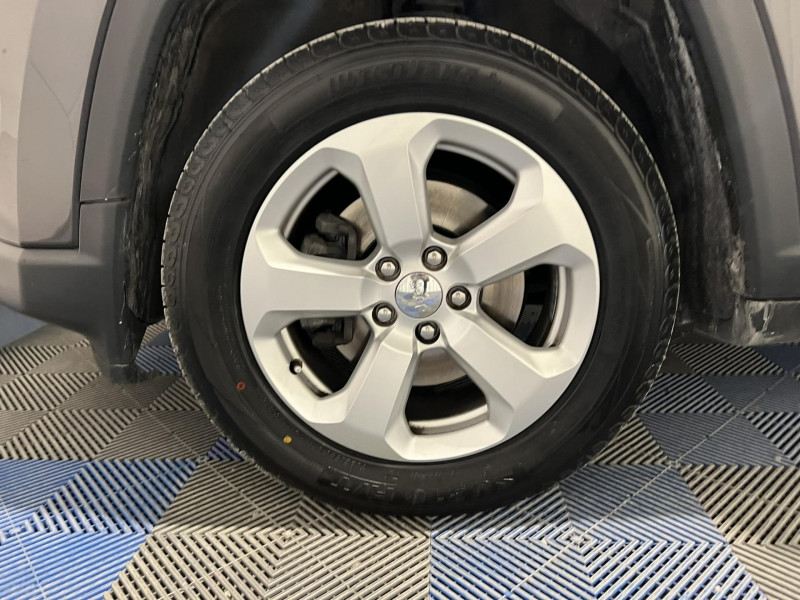 Photo 18 de l'offre de JEEP COMPASS 1.6 MultiJet II - 120 - Longitude à 14990€ chez VL Auto