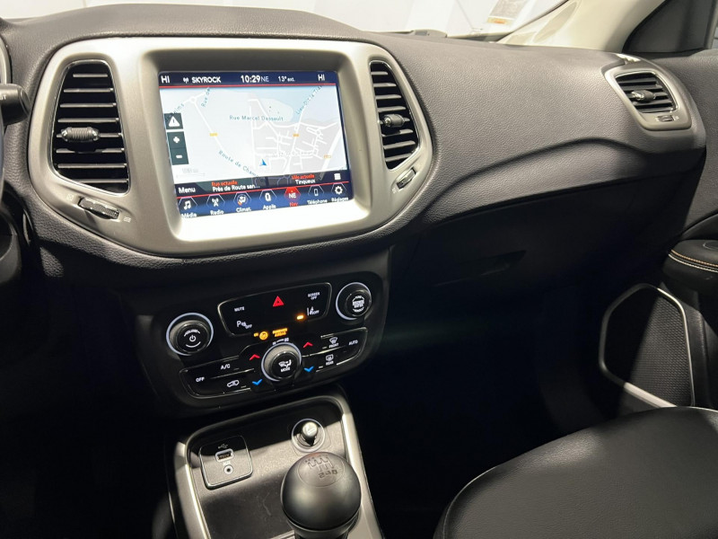 Photo 15 de l'offre de JEEP COMPASS 1.6 MultiJet II - 120 - Longitude à 14990€ chez VL Auto