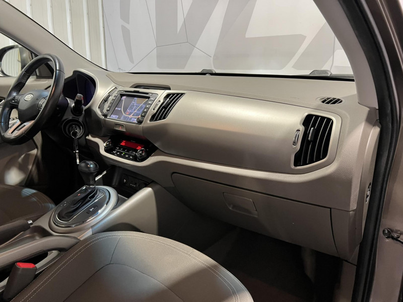 Photo 7 de l'offre de KIA SPORTAGE 2.0 CRDi 136 4WD Active BVA à 12990€ chez VL Auto